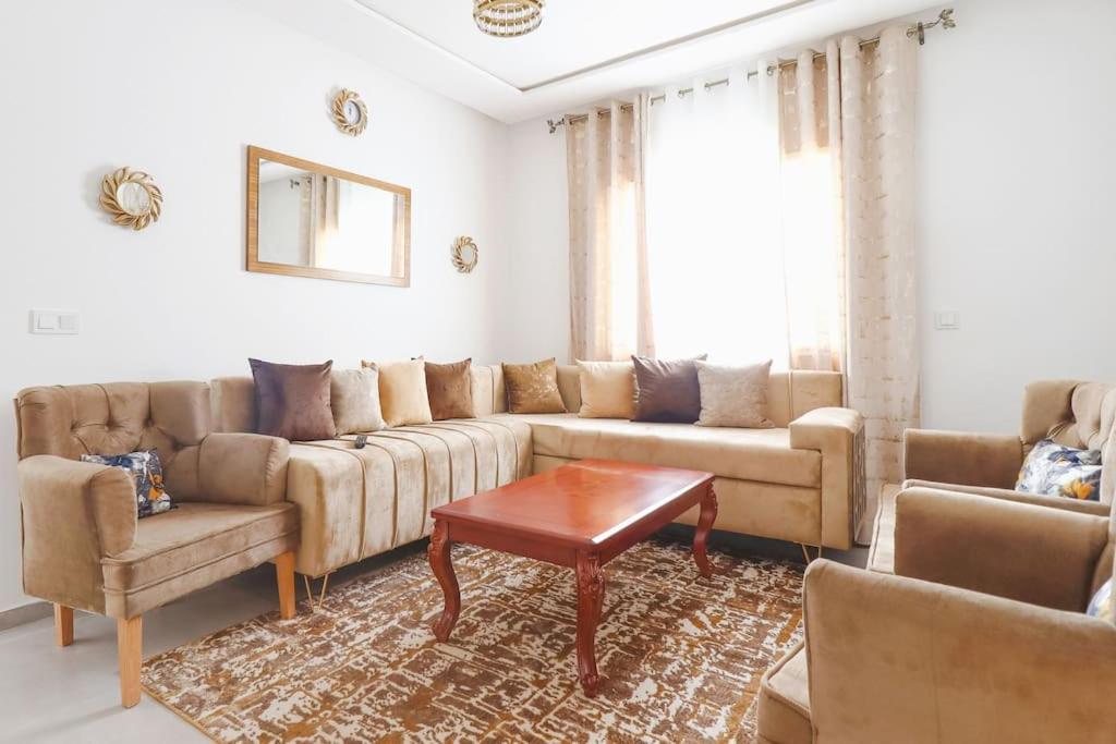 Magnifique Appartement Golf Tanger For Families Bagian luar foto